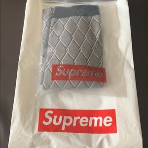 BNWT SUPREME navy chain link sweater, M